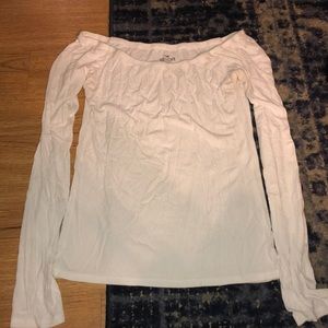 Off the shoulder long sleeve shirt